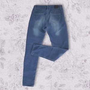 Cotton Mid Rise Curvy Jegging- Butt Lifting- Small- Bluenotes